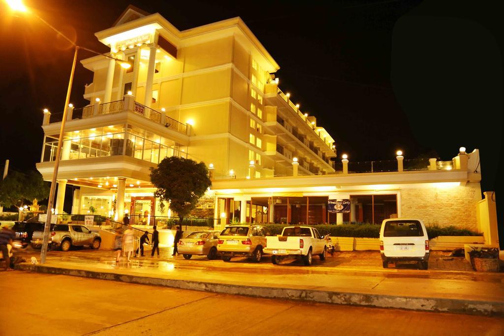 Serendipity Beach Resort Sihanoukville Dış mekan fotoğraf
